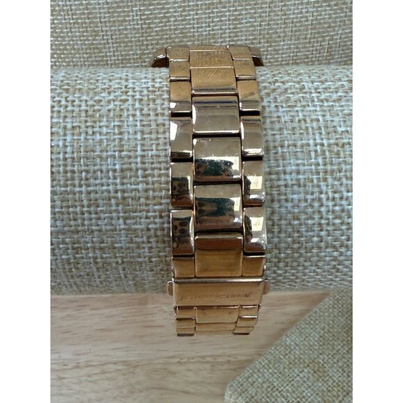 Betsey Johnson Womens Gold Watch With Crystal Bezel & Large Numbers NOT TESTED - Picture 7 of 9